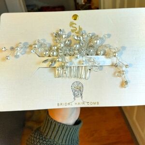 Bridal comb